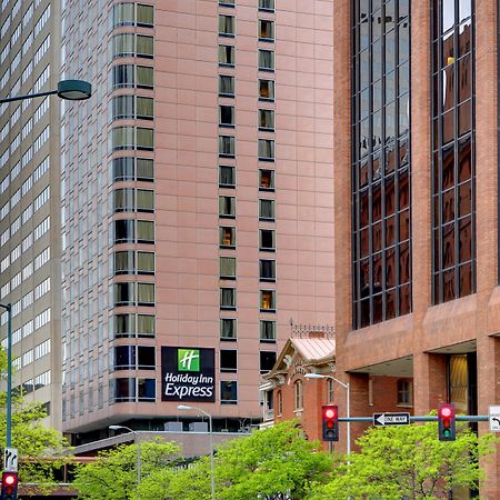 Holiday Inn Express Denver Downtown By Ihg מראה חיצוני תמונה